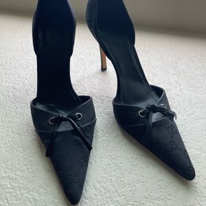 Vintage Gucci Pumps GG Monogram Canvas Leather Pointed Toe Stiletto Heels